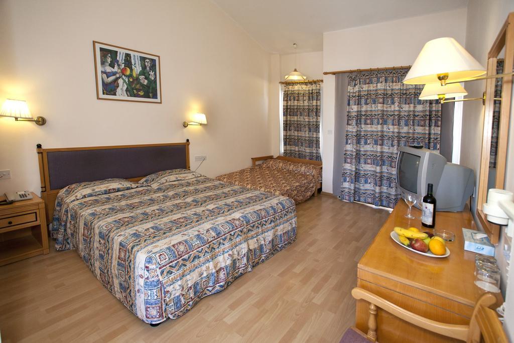 Episkopiana Hotel & Sport Resort Episkopi  客房 照片