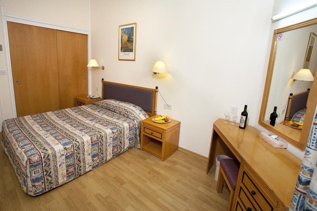 Episkopiana Hotel & Sport Resort Episkopi  客房 照片