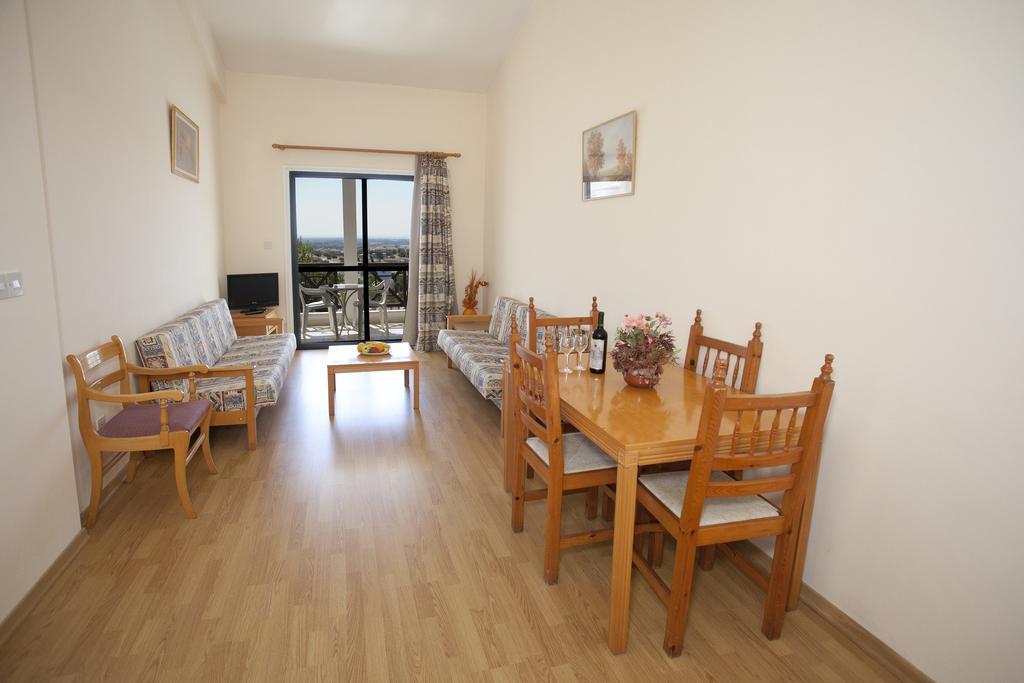 Episkopiana Hotel & Sport Resort Episkopi  客房 照片